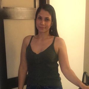 Meet your Posher, Leomary